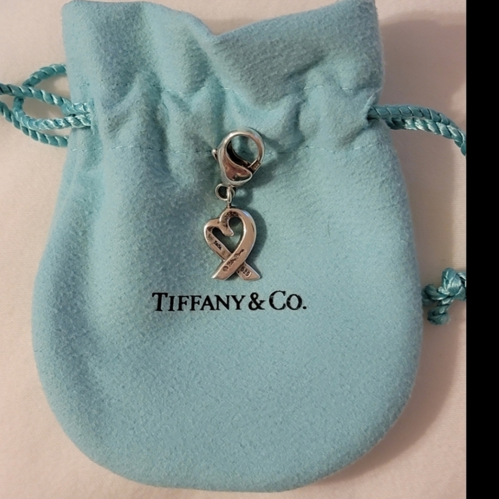 💝Tiffany & Co. Loving Heart Charm - Picture 2 of 3